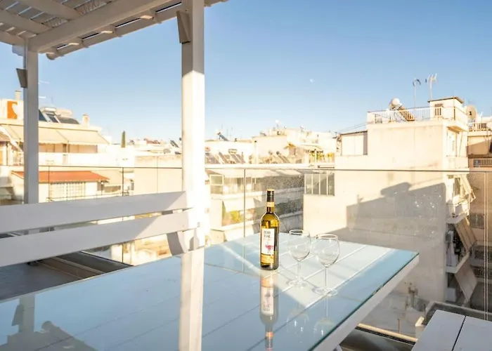 Penthouse With Views Close To Monastiraki Metro